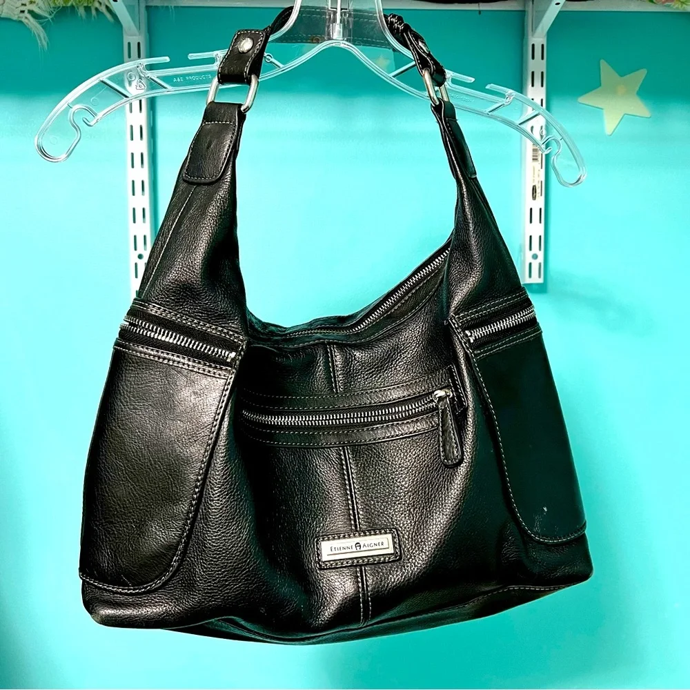 Etienne Aigner leather hobo in EUC - Picture 1 of 7